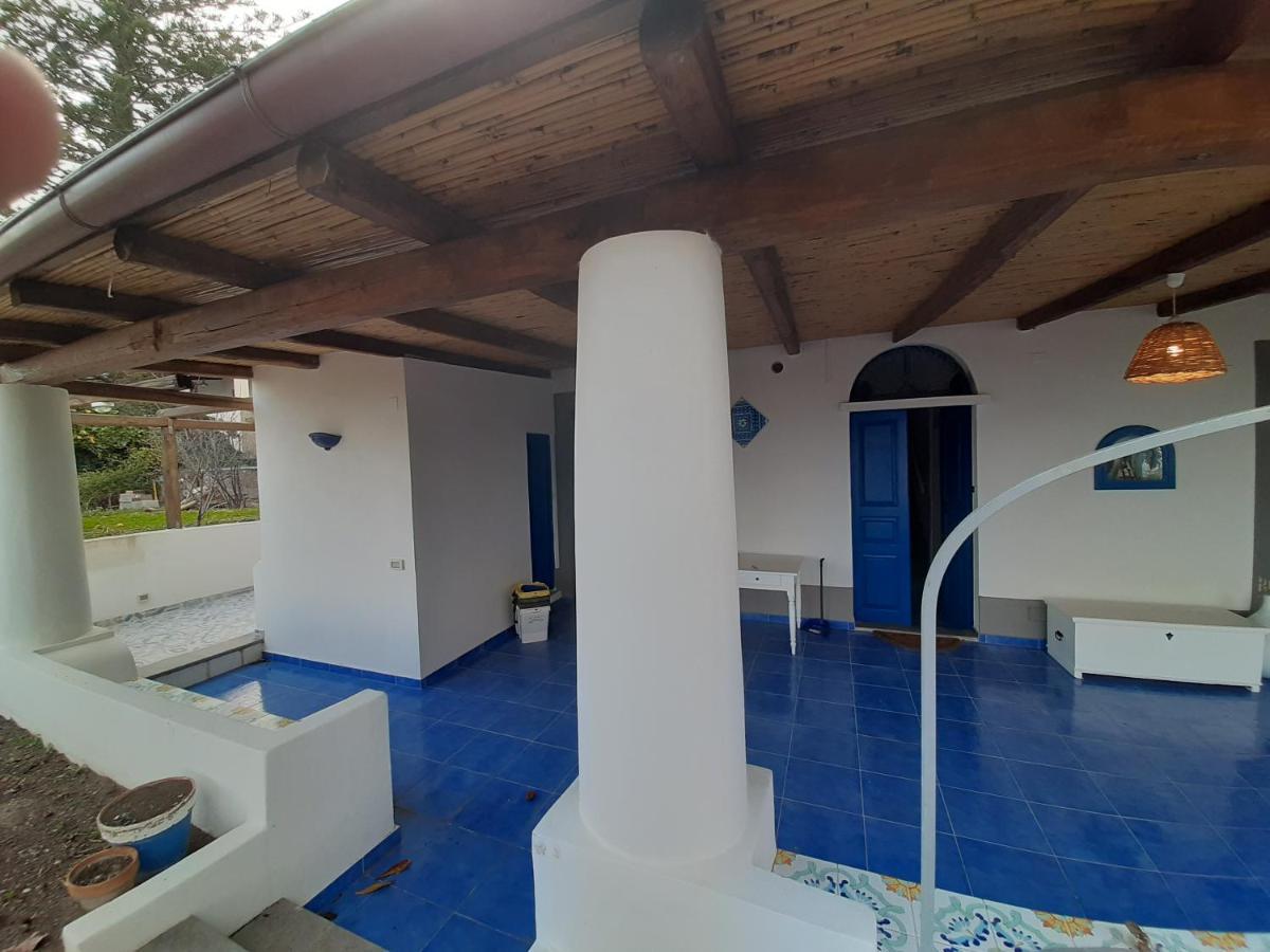 Villa Insolia Santa Marina Salina Exterior foto